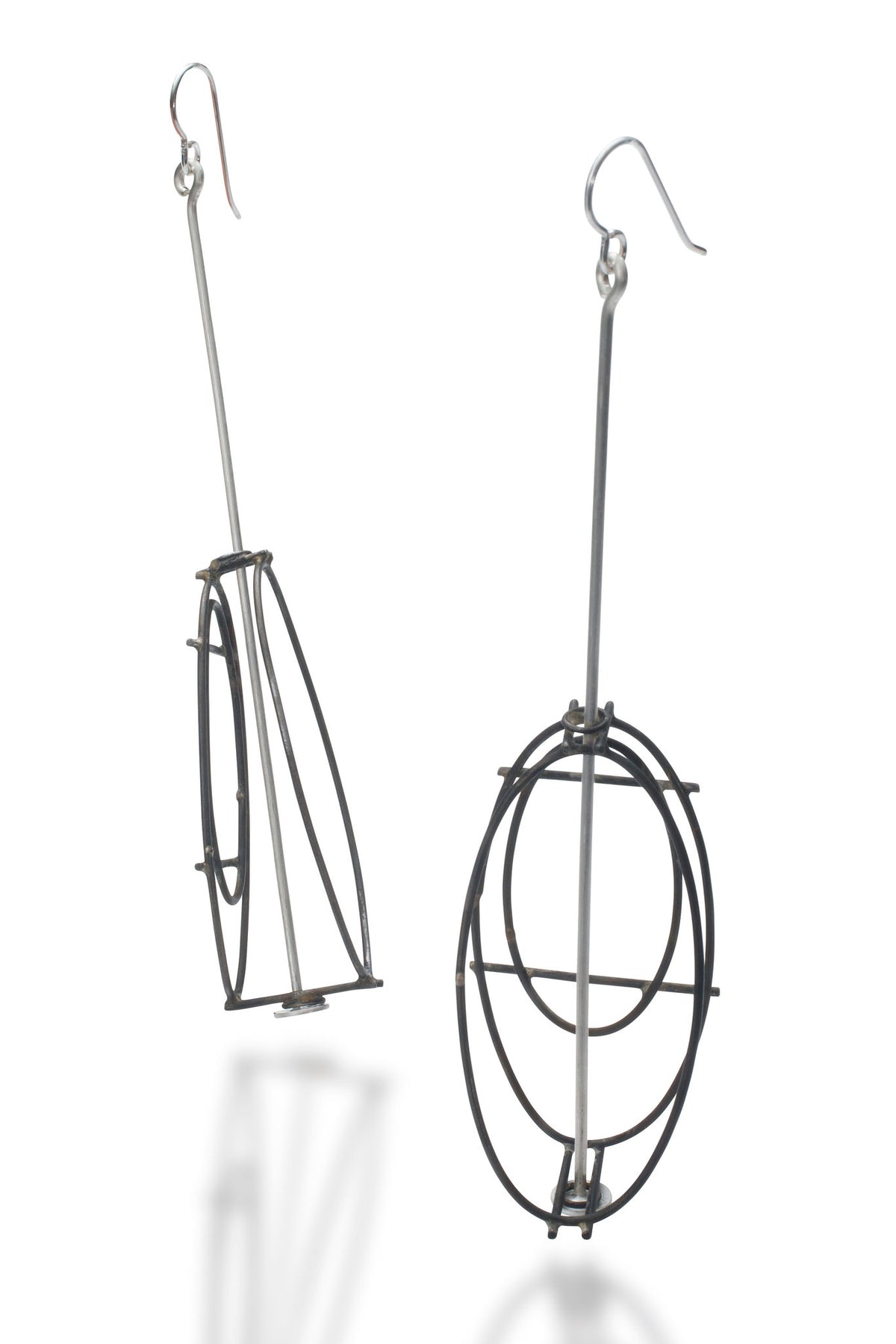 Oval Structure Earrings