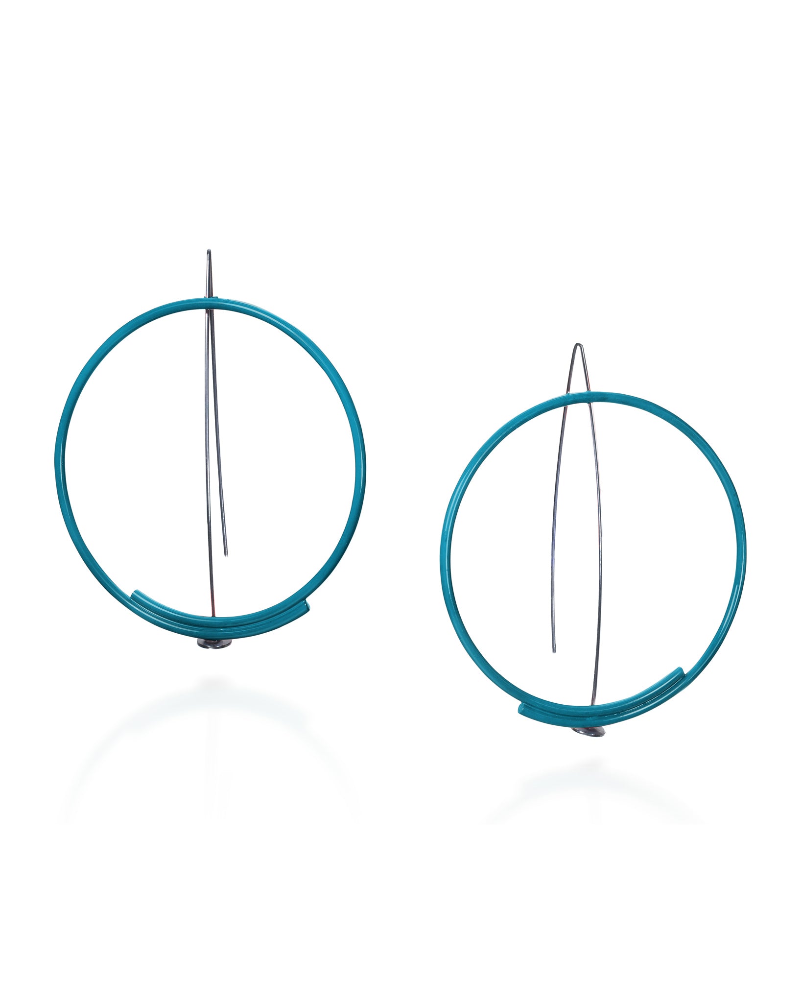 Overlapping Line Circle Earrings X-Large