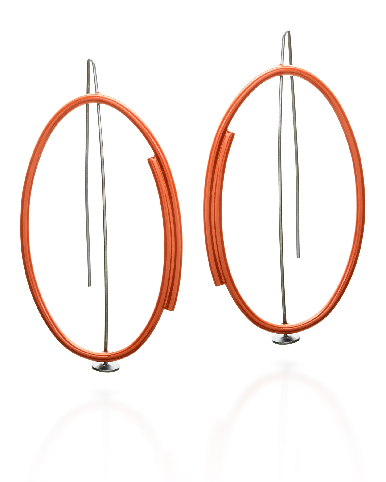 Overlapping Line Oval Earrings